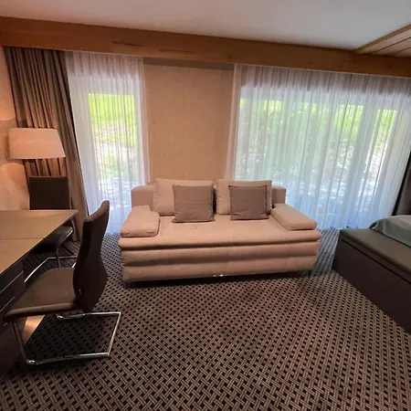 Rezidence Alpina 10,11 * Špindlerŭv Mlýn