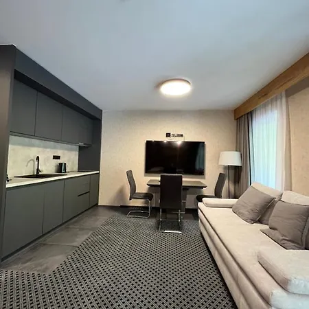 Apartment Rezidence Alpina 10,11 *