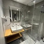 Rezidence Alpina 10,11 Apartamento *