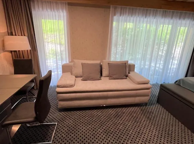 Rezidence Alpina 10,11 * Spindleruv Mlyn